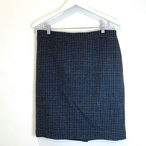 J.CREW • pencil skirt in houndstooth • sz 10